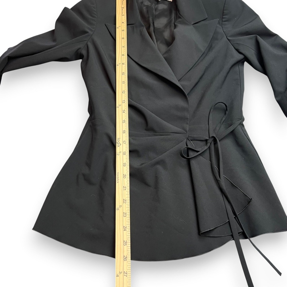 Trina Turk Draped Side Tie Wrap Blazer Jacket Womens Size 2 Black Minimalist - Picture 6 of 10